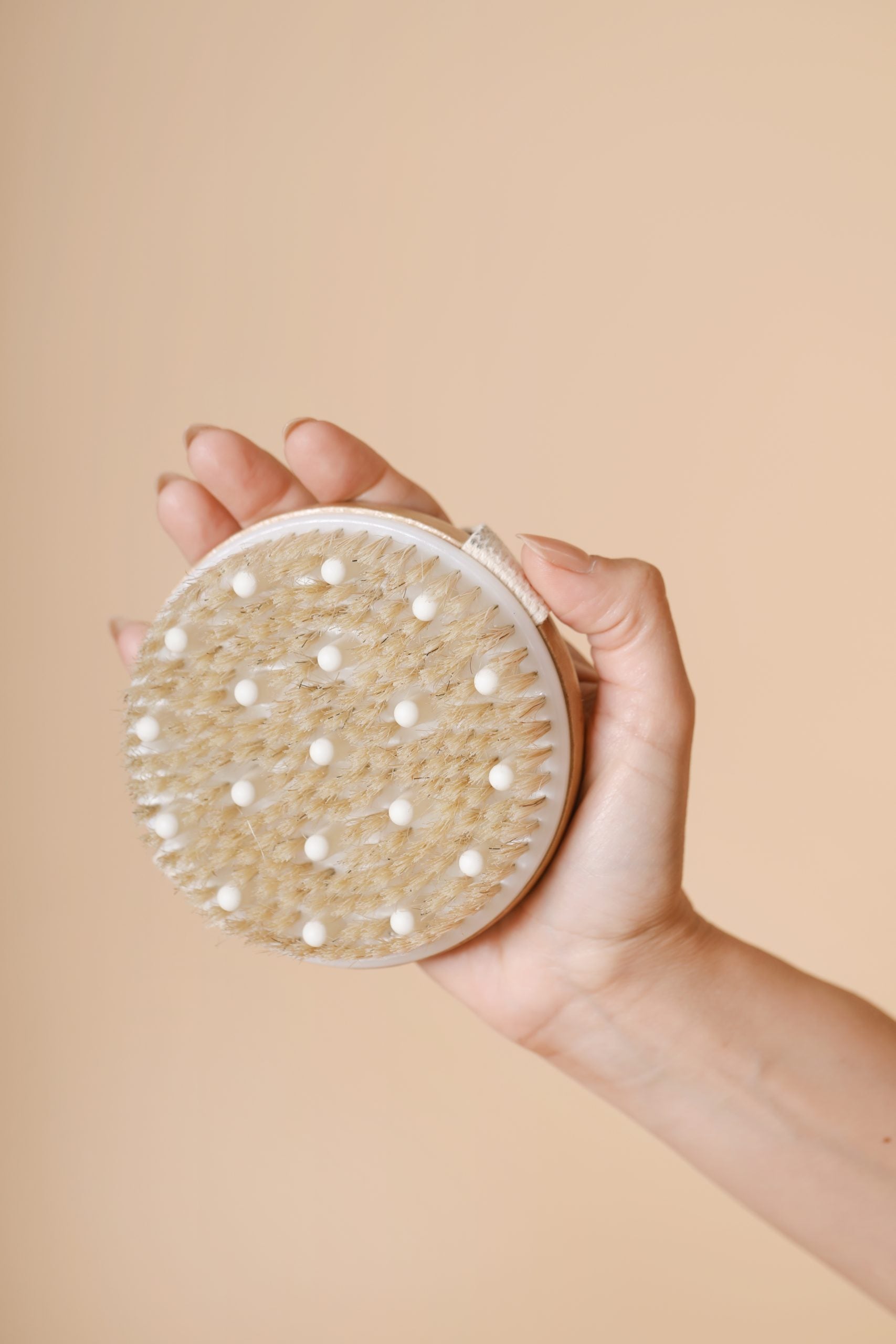 Dry Massaging & Detoxifying Body Brush